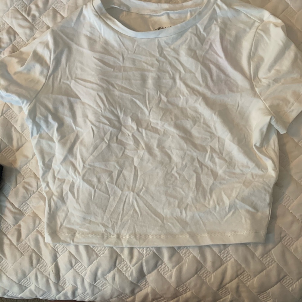 Crop top - Picture 2 of 2